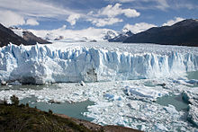 220px-Perito_Moreno_Glacier_Patagonia_Argentina_Luca_Galuzzi_2005
